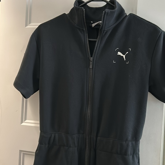 PUmA jUMPSUIT like new no tags - Picture 3 of 4